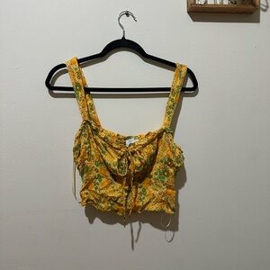 Urban Outfitters Yellow Floral Crop Tank Top - Size M